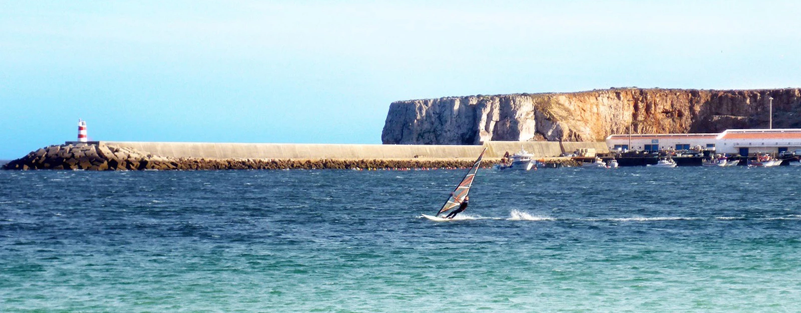 Windsurfen in Sankt Martinal in Portugal